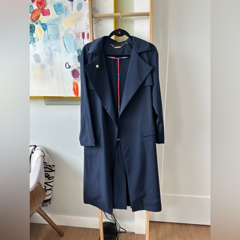 Size 2 Oversized Tina Turk Trench Coat